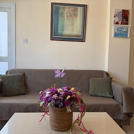 Terpsithea Apartments Aya Napa Dış mekan fotoğraf
