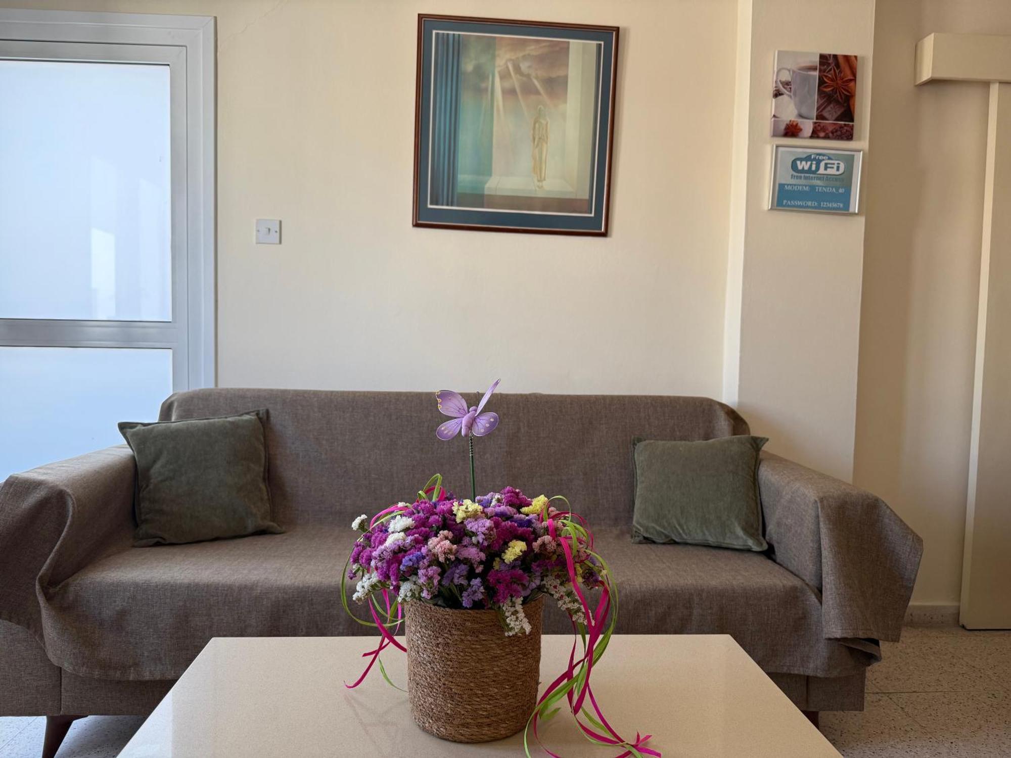Terpsithea Apartments Aya Napa Dış mekan fotoğraf